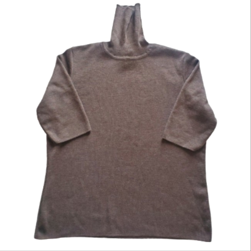 STUDIO 12 SWEATER